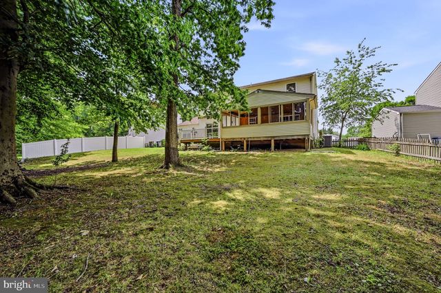 102 AVIGNON CT, Newark, DE 19702