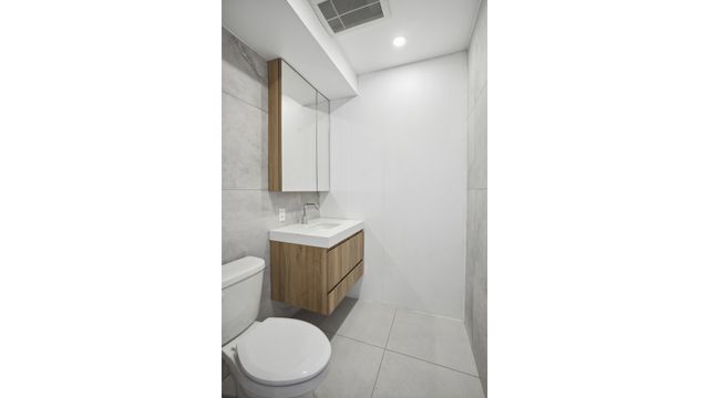 54 DUPONT Street TH1, New York City, NY 11222