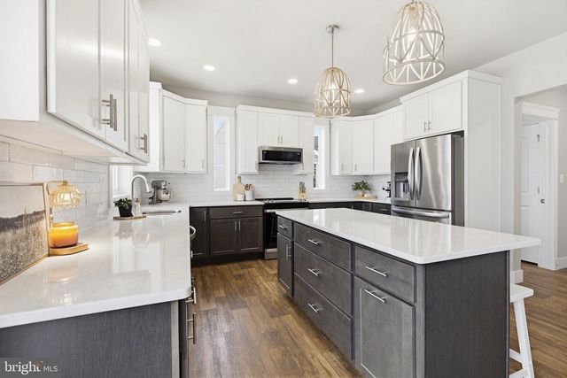 101 DARLINGTON CT, New Providence, PA 17560