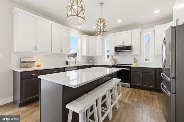 101 DARLINGTON CT, New Providence, PA 17560