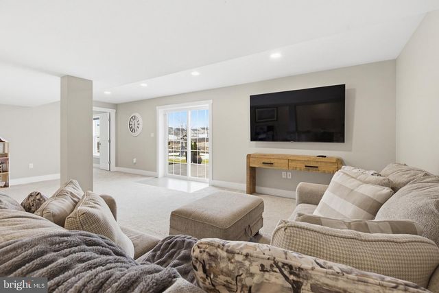 101 DARLINGTON CT, New Providence, PA 17560