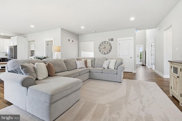 101 DARLINGTON CT, New Providence, PA 17560