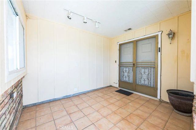 28030 Radford Drive, Menifee, CA 92586