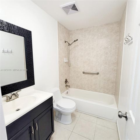 13271 SW 17th Ln 6-25, Miami, FL 33175