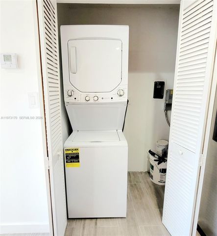 13271 SW 17th Ln 6-25, Miami, FL 33175