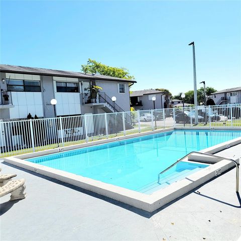 13271 SW 17th Ln 6-25, Miami, FL 33175