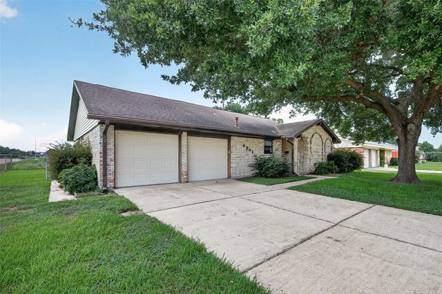 4701 Crepe Myrtle Lane, Pasadena, TX 77505