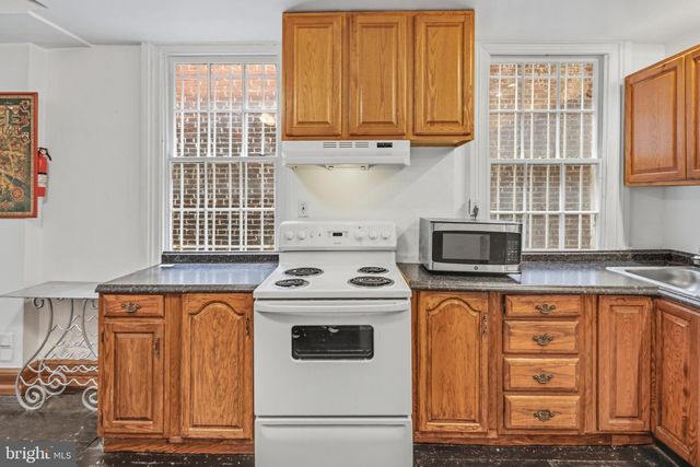 1205 4TH ST NW, Washington, DC 20001