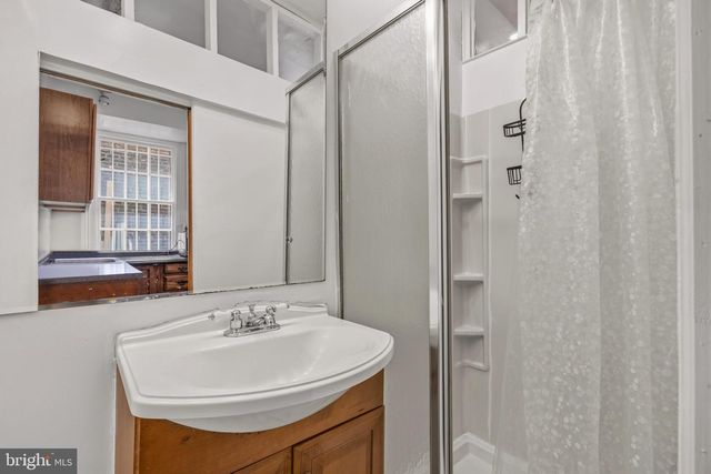1205 4TH ST NW, Washington, DC 20001