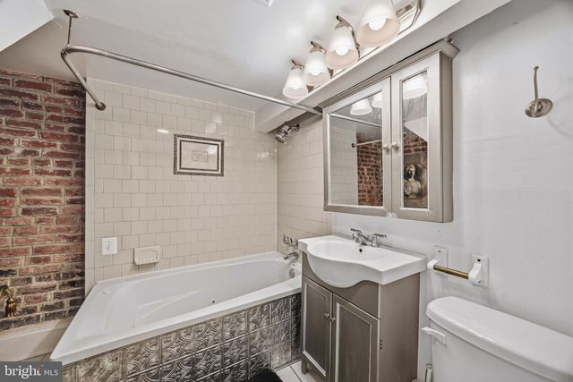 1205 4TH ST NW, Washington, DC 20001