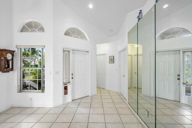 1643 Oak Berry Circle, Wellington, FL 33414