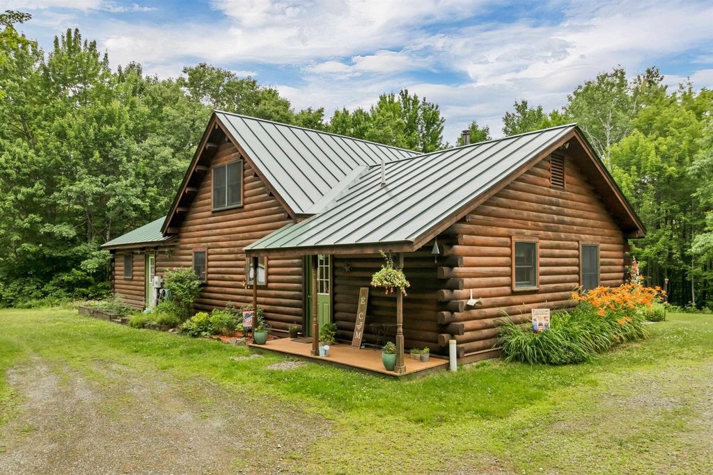 510 Lily Pond Road, Haverhill, NH 03780