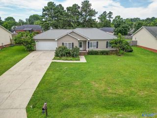 215 Shaw Street, Albertville, AL 35950