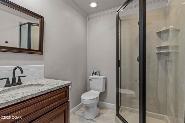 2829 W Ellison Drive, Springfield, MO 65810
