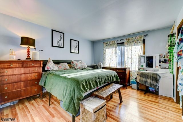 88 Stratton St S, Piscataway Twp., NJ 08854