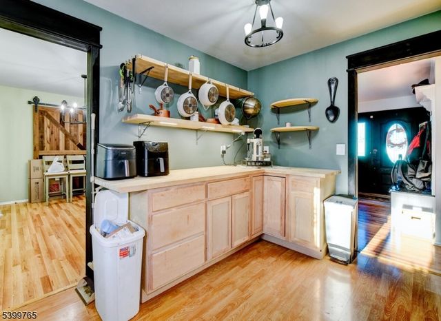 88 Stratton St S, Piscataway Twp., NJ 08854