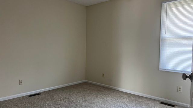 5404 W Wedgewood Lane, Muncie, IN 47304