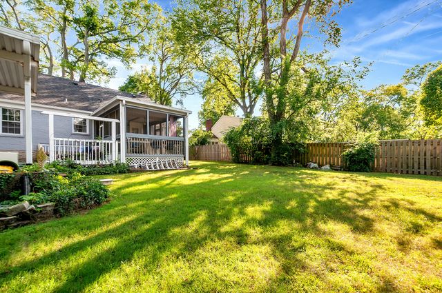 1820 Lombardy Ave, Nashville, TN 37215