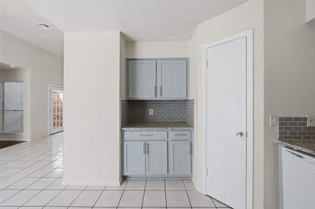 13723 Smokey Trail Drive, Houston, TX 77041