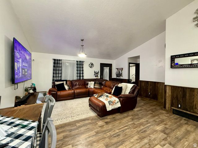 190 W 2100 S, Vernal, UT 84078