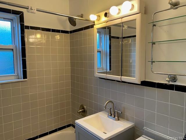 264-25 Langston Avenue A-1, Glen Oaks, NY 11004