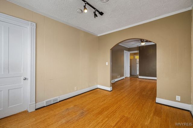 637 West Avenue, Buffalo, NY 14213