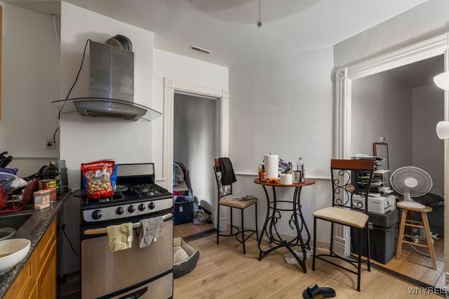 637 West Avenue, Buffalo, NY 14213