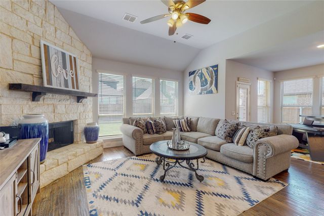 11904 Junewood Trail, Fort Worth, TX 76244