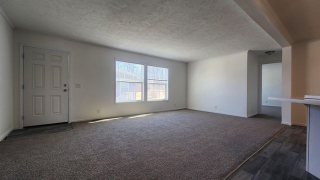 884 Ottawa Court 7, Charlotte, MI 48813