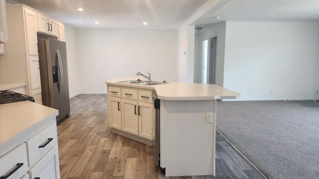 884 Ottawa Court 7, Charlotte, MI 48813