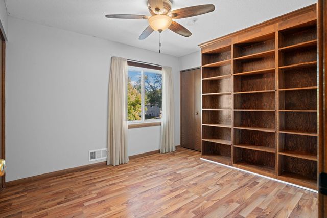 1701 W 138th Street, Burnsville, MN 55337