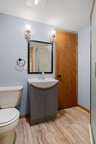 1701 W 138th Street, Burnsville, MN 55337