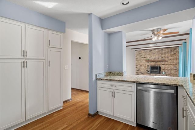 1701 W 138th Street, Burnsville, MN 55337