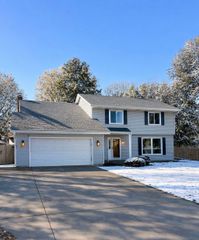 1701 W 138th Street, Burnsville, MN 55337