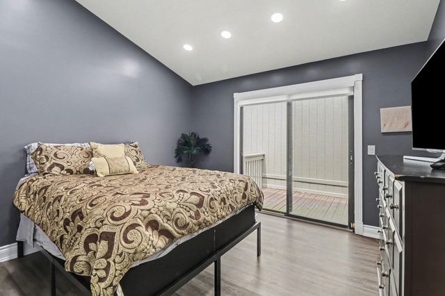 5655 Hillcrest Circle E, West Bloomfield Twp, MI 48322