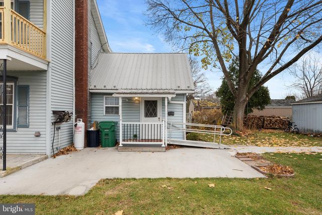 3876 LINCOLN ST, Chambersburg, PA 17202