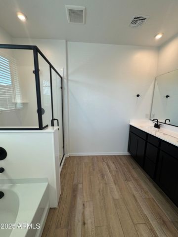 13327 W EAGLE FEATHER Road, Peoria, AZ 85383