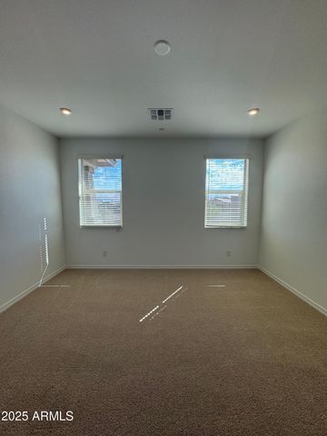 13327 W EAGLE FEATHER Road, Peoria, AZ 85383