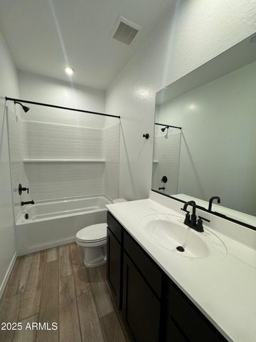 13327 W EAGLE FEATHER Road, Peoria, AZ 85383