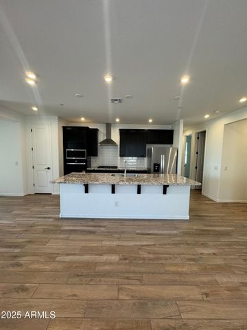 13327 W EAGLE FEATHER Road, Peoria, AZ 85383