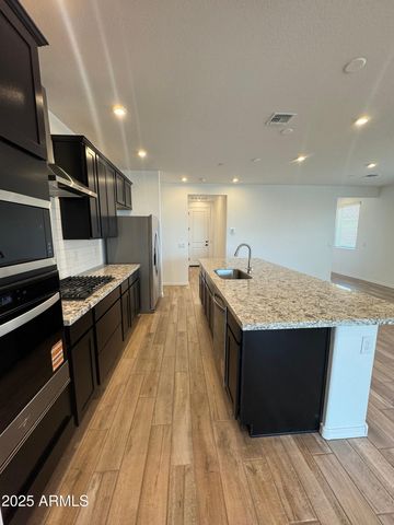 13327 W EAGLE FEATHER Road, Peoria, AZ 85383