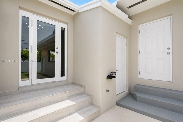 5181 SW 5th St, Miami, FL 33134