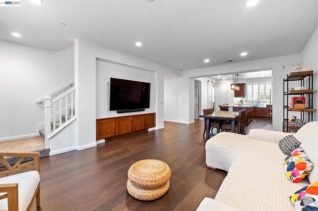3832 Camino Loop, Dublin, CA 94568
