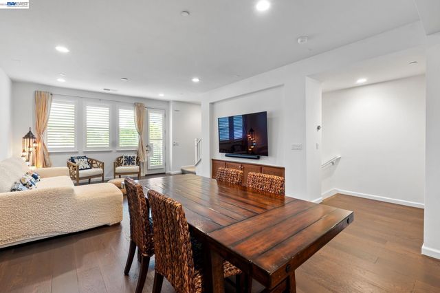 3832 Camino Loop, Dublin, CA 94568
