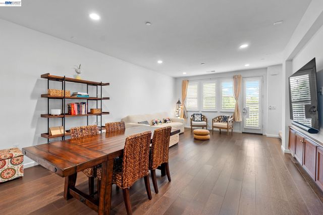 3832 Camino Loop, Dublin, CA 94568