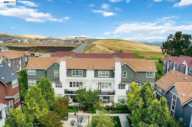 3832 Camino Loop, Dublin, CA 94568