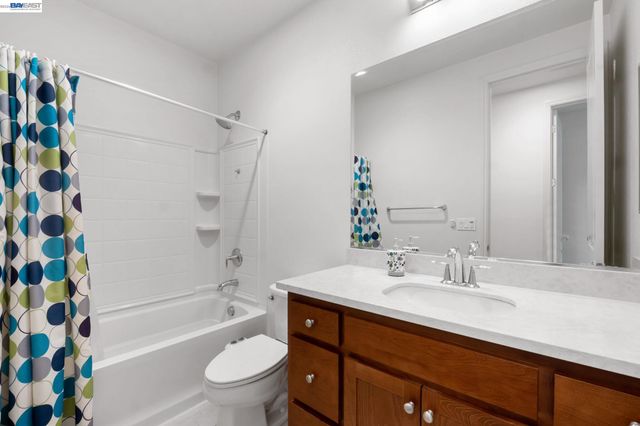 3832 Camino Loop, Dublin, CA 94568