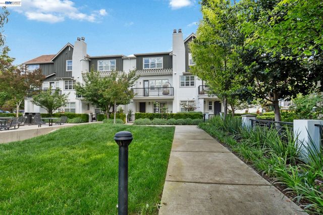 3832 Camino Loop, Dublin, CA 94568