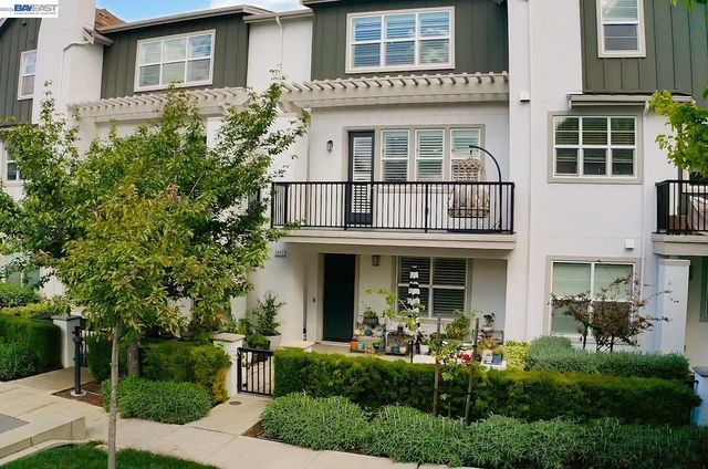 3832 Camino Loop, Dublin, CA 94568