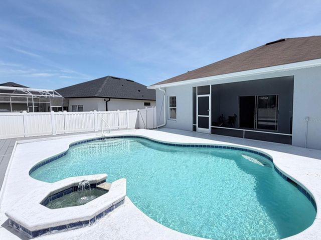 906 BERWICK DRIVE, Davenport, FL 33897